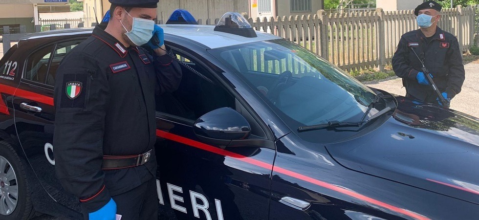 Minacce, molestie, pedinamenti e violenze: un 33enne arrestato per stalking